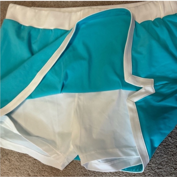 Addison Bay skort new with tags size large - Picture 2 of 5